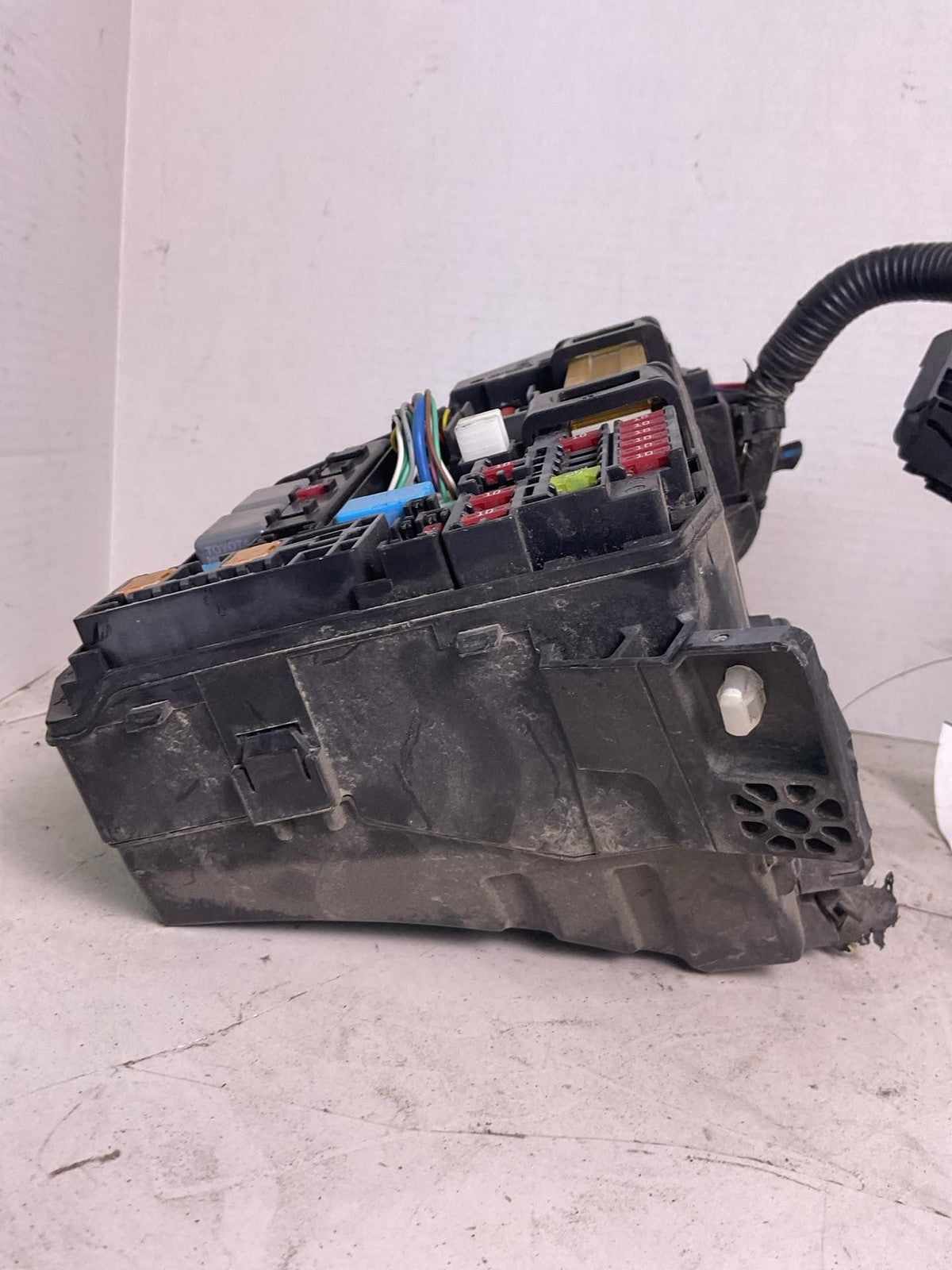 Engine Fuse Box TOYOTA COROLLA 09 10 11 12 134