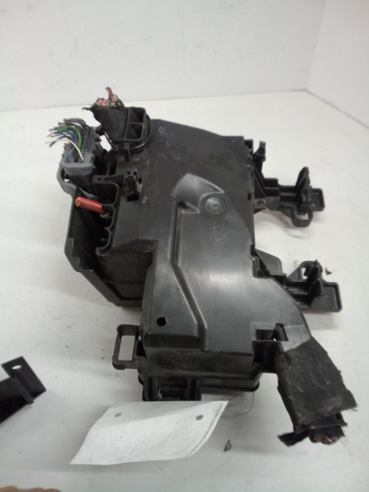 Engine Fuse Box FORD MUSTANG 2014