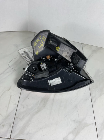 Tail Light Assembly JEEP CHEROKEE Right 19 20 21 22 235