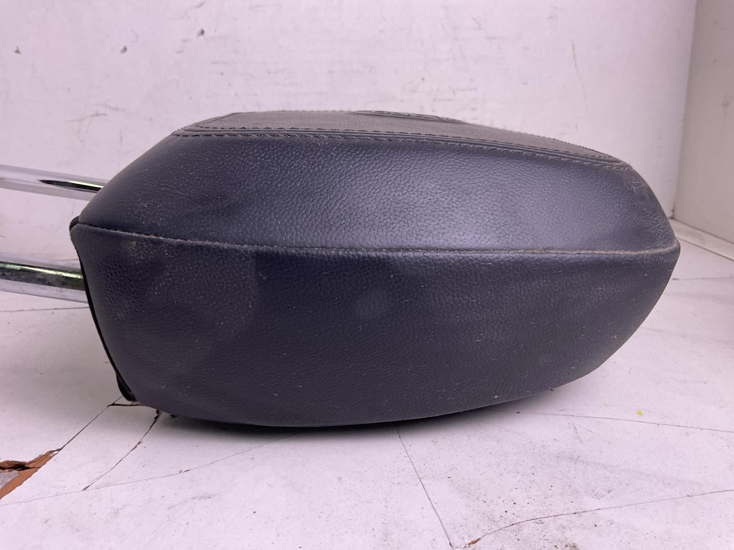 Headrest GIULIA Right 17 18 19 204