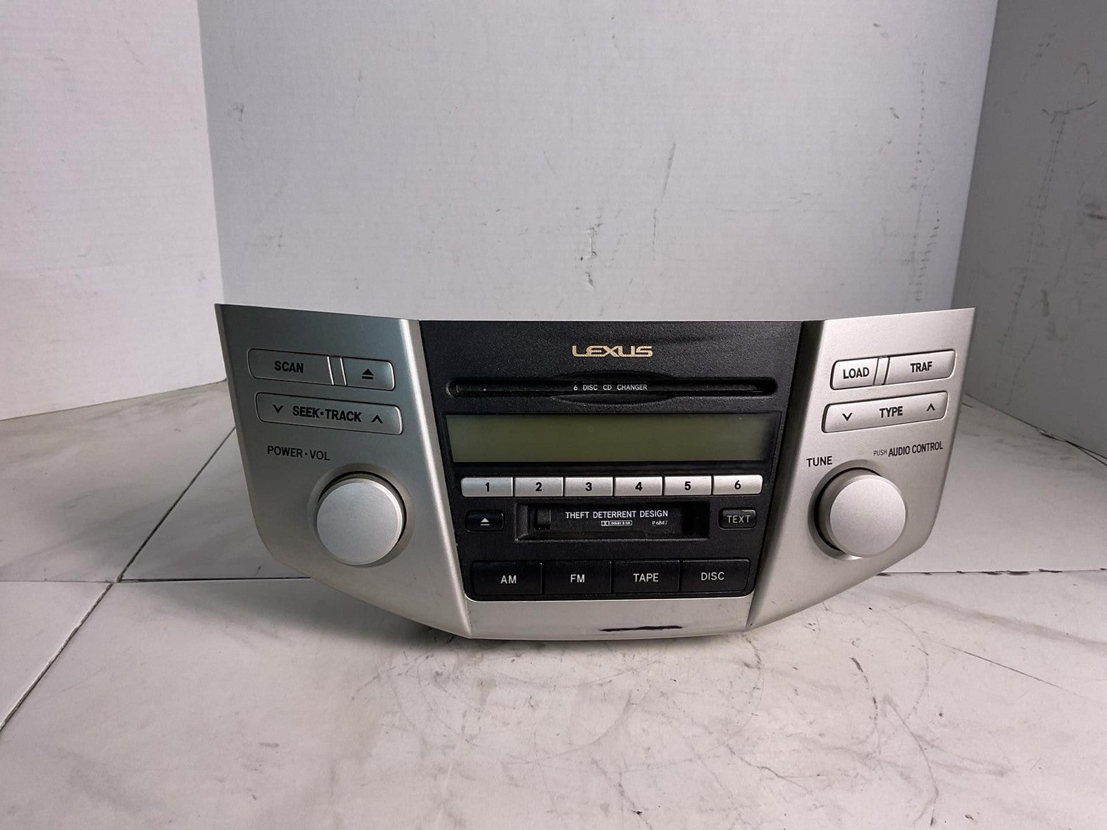 Audio & Visual Equip.(radio) LEXUS RX330 04 05 060