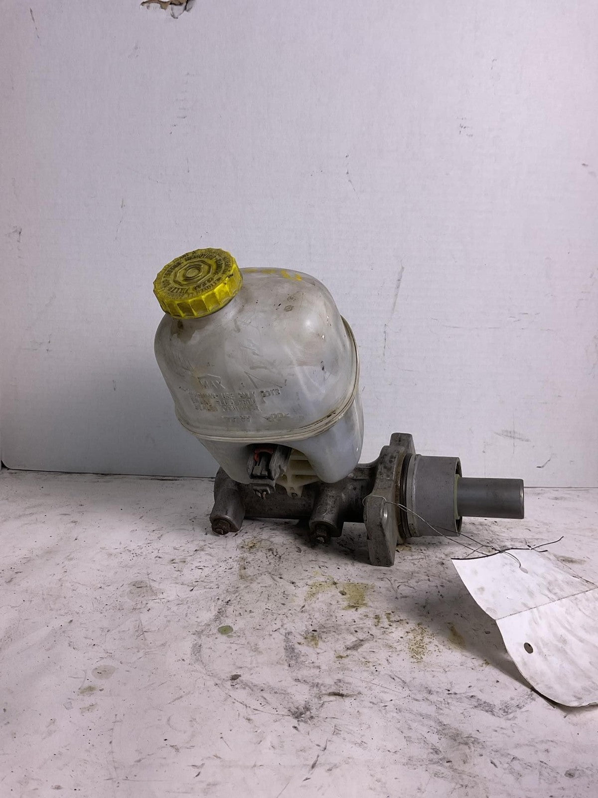 Master Cylinder DODGE PICKUP 1500 02 03 04 050