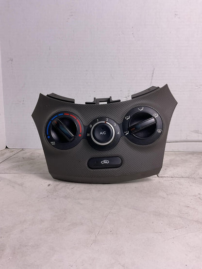 Heater A/c Control HYUNDAI ACCENT 12 13 140