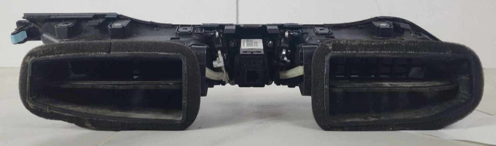 Air Cond./heater Vents HYUNDAI ELANTRA 185