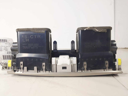 Air Cond./heater Vents LEXUS IS250 141