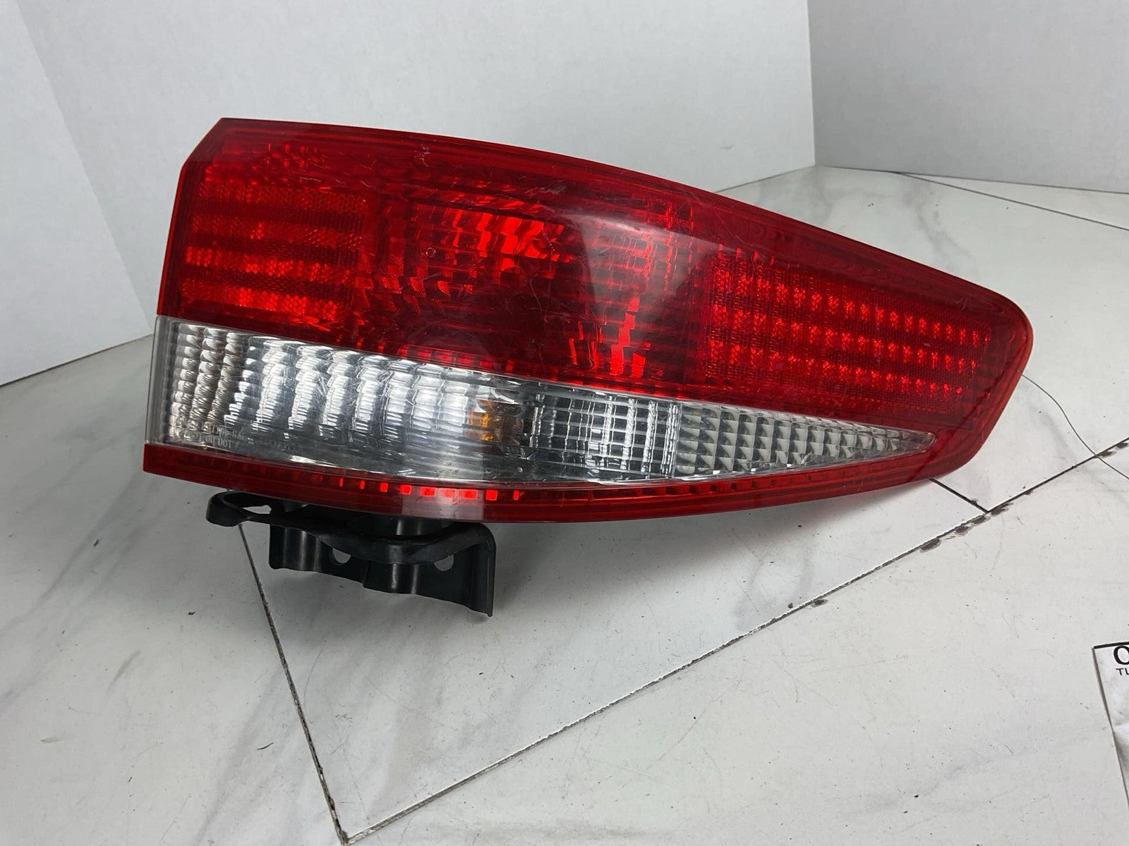 Tail Light Assembly HONDA ACCORD Right 03 04 050