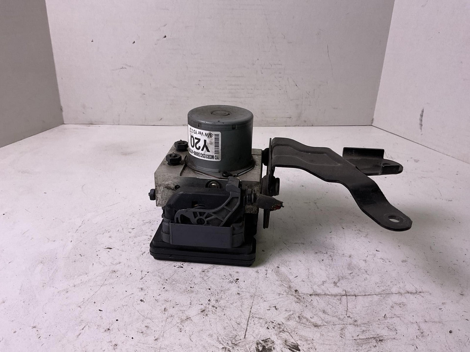 Anti-lock Brake Parts KIA FORTE 14 15 160