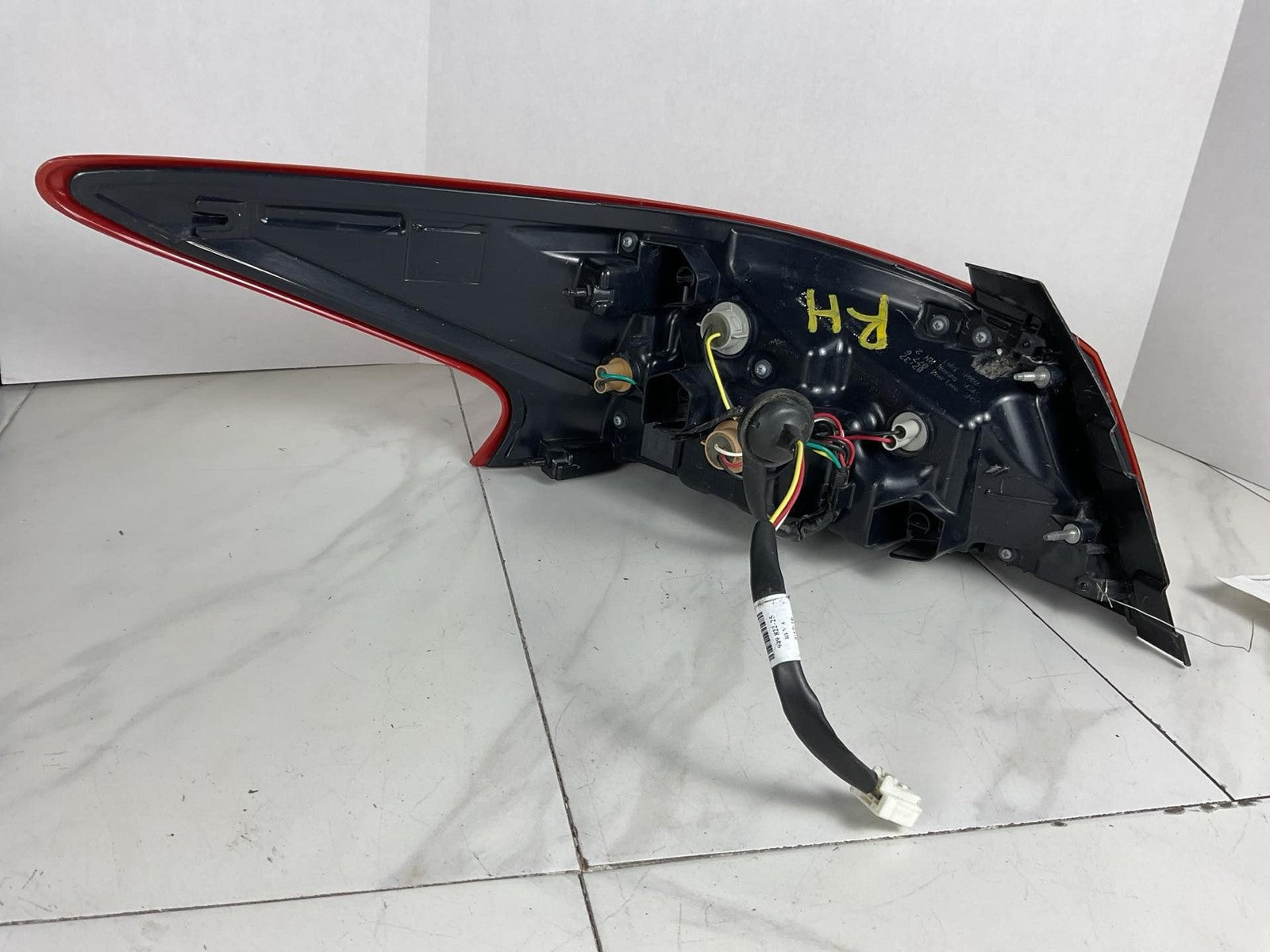 Tail Light Assembly NISSAN ALTIMA Right 16 174