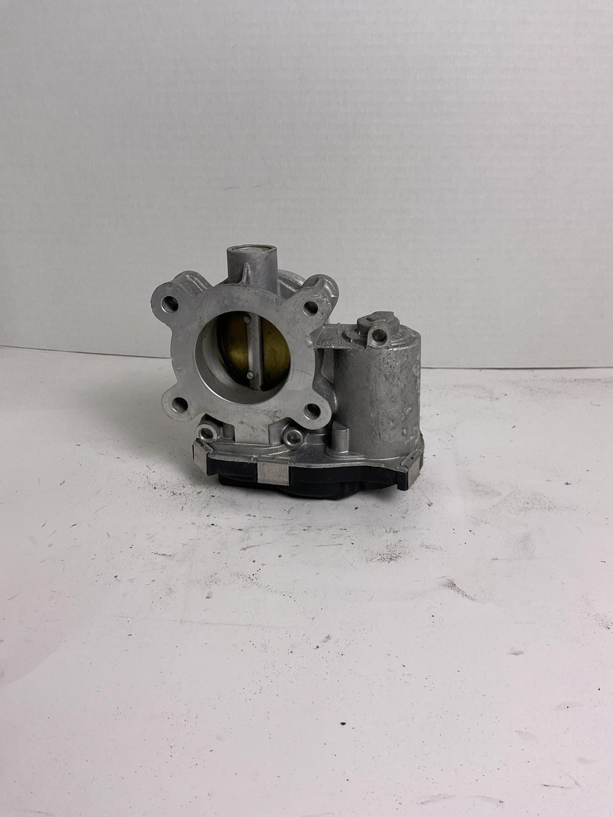 Throttle Body/valve Assy CHEVY CRUZE 17 18 192