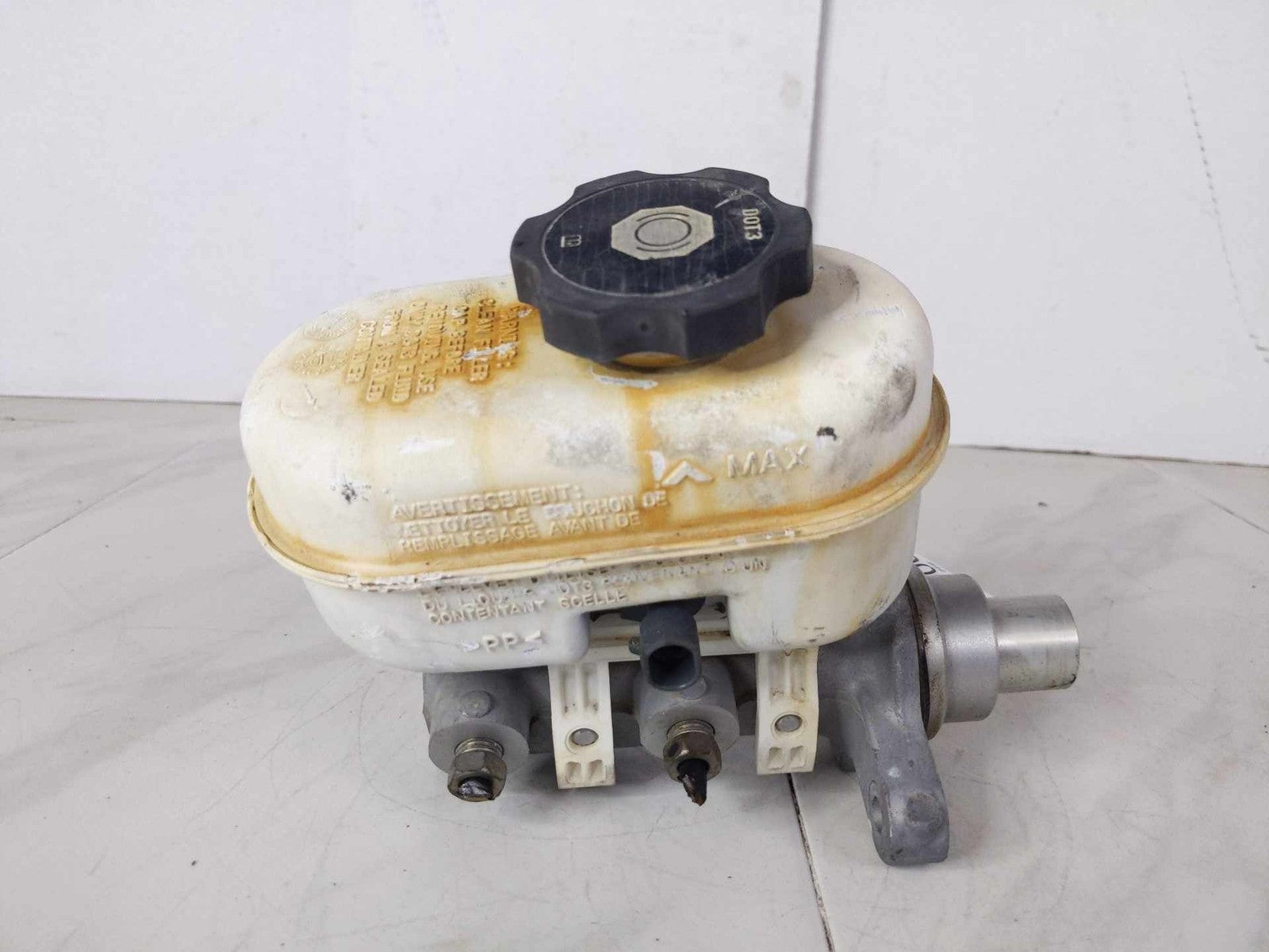 Master Cylinder GMC CANYON 09 10 11 121