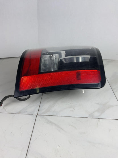 Right Passenger Side Tail Light Assembly for 2012-2013 RANGE ROVER SPORT5