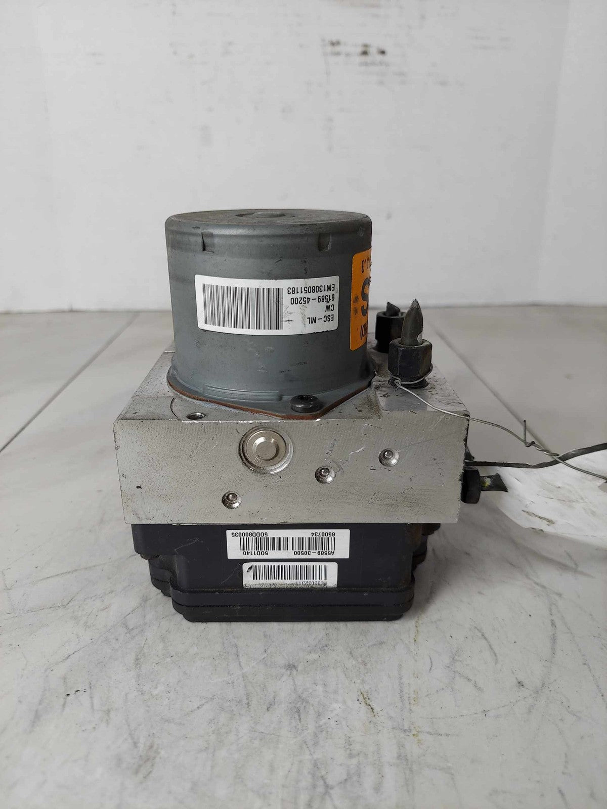 Anti-lock Brake Parts HYUNDAI ELANTRA 13 14 153