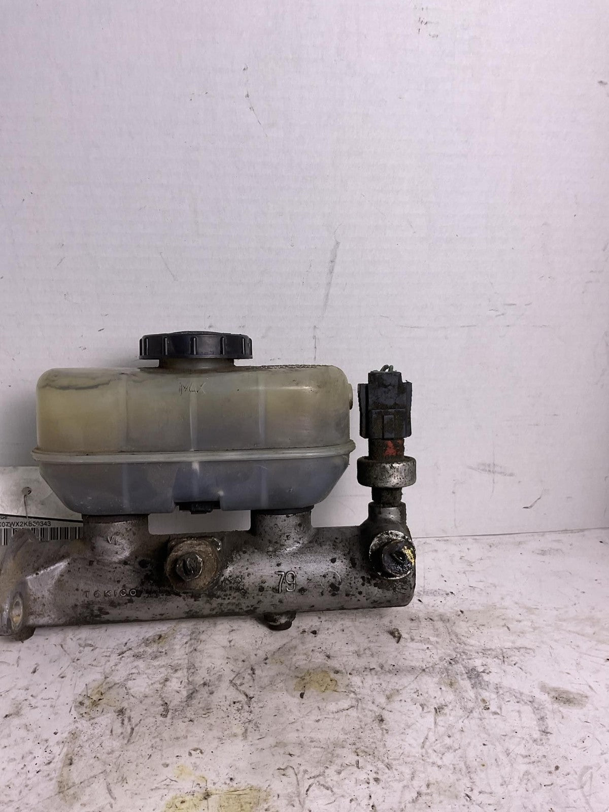 Master Cylinder FORD PICKUP F150 00 01 02 03 0416