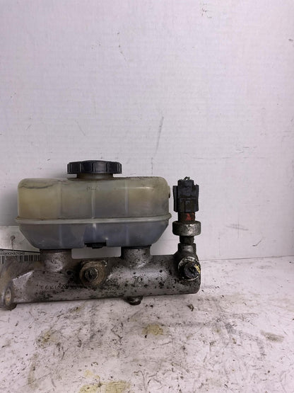 Master Cylinder FORD PICKUP F150 00 01 02 03 0416