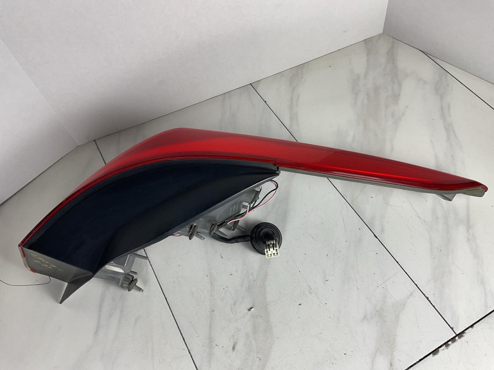 Tail Light Assembly HYUNDAI ELANTRA Left 11 12 132