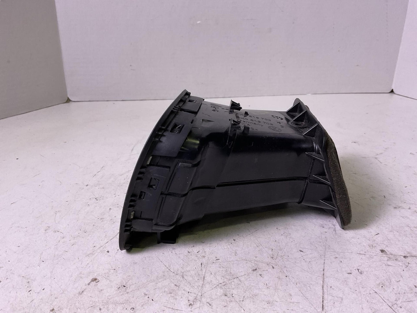 Air Cond./heater Vents GOLF EXCEPT GTI 121