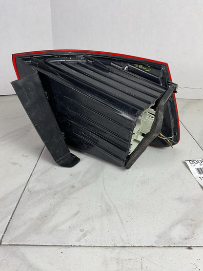 Tail Light Assembly JETTA EXCEPT GLI Right 15 166