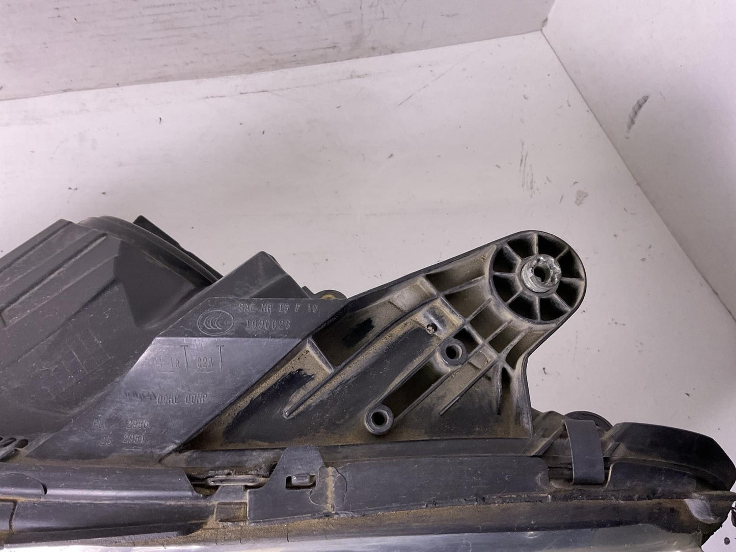 Headlamp Assembly MERCEDES C-CLASS Left 08 09 10 112