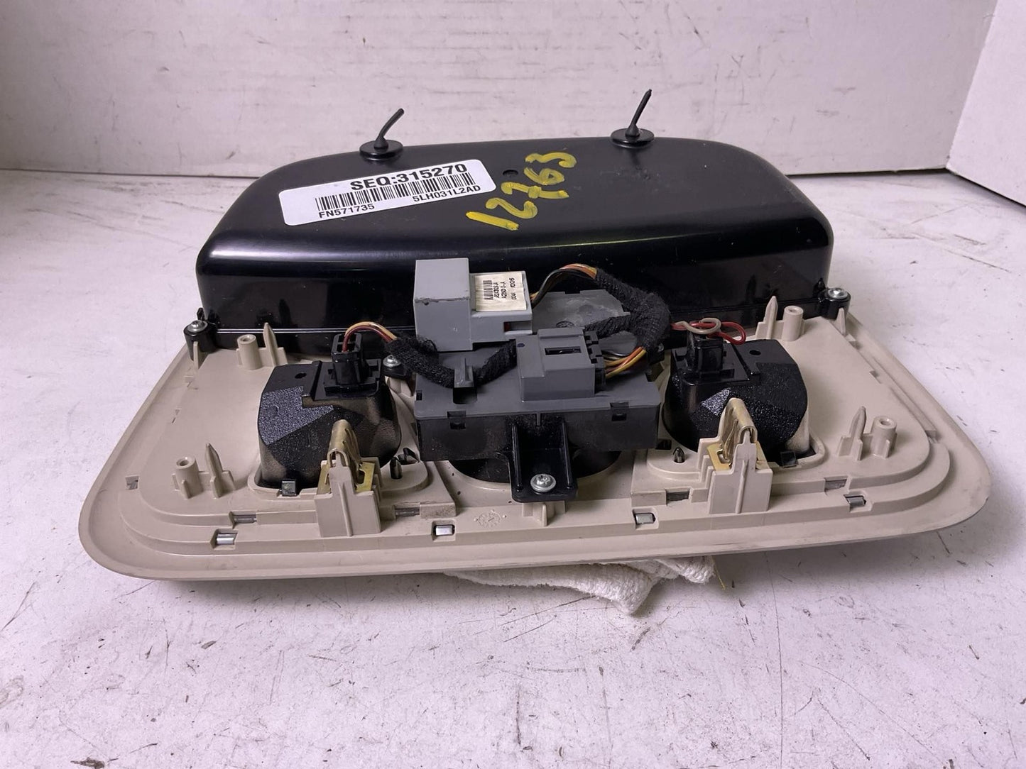 Front Console CHRYSLER 200 15 16 174