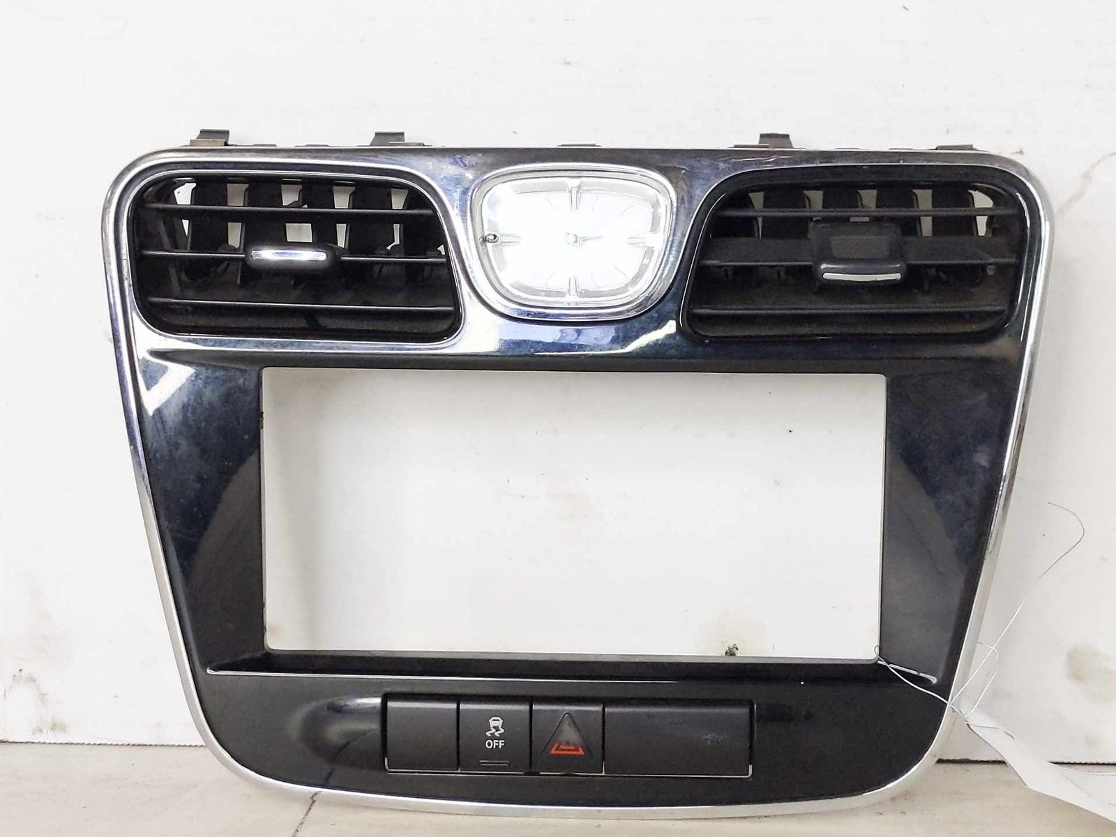 Radio Bezel Trim CHRYSLER 200 120
