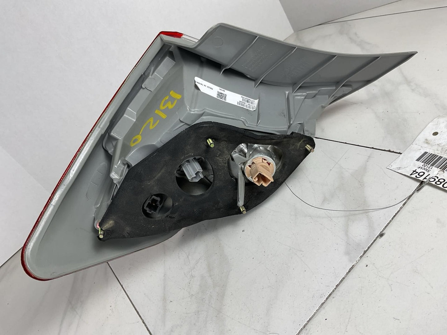 Tail Light Assembly TOYOTA CAMRY Right 12 13 145