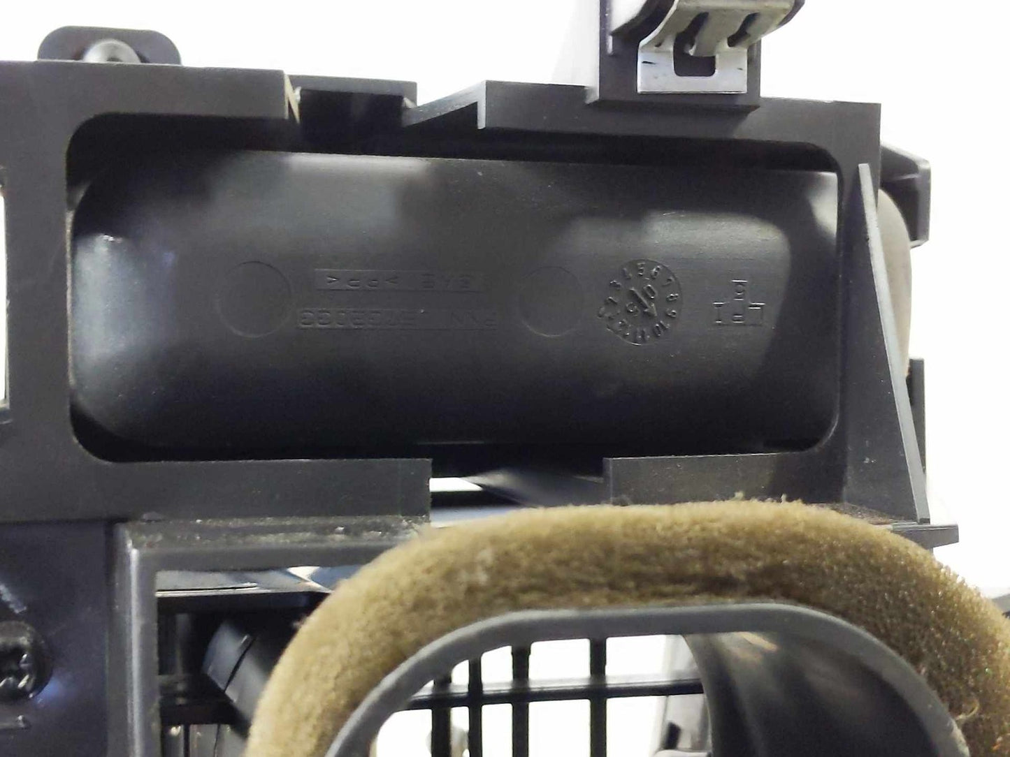 Headlight Switch (dash Mtd) CADILLAC ESCALADE 03 04 05 066