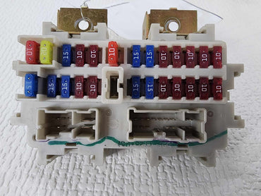 Cabin Fuse Box NISSAN TITAN 051