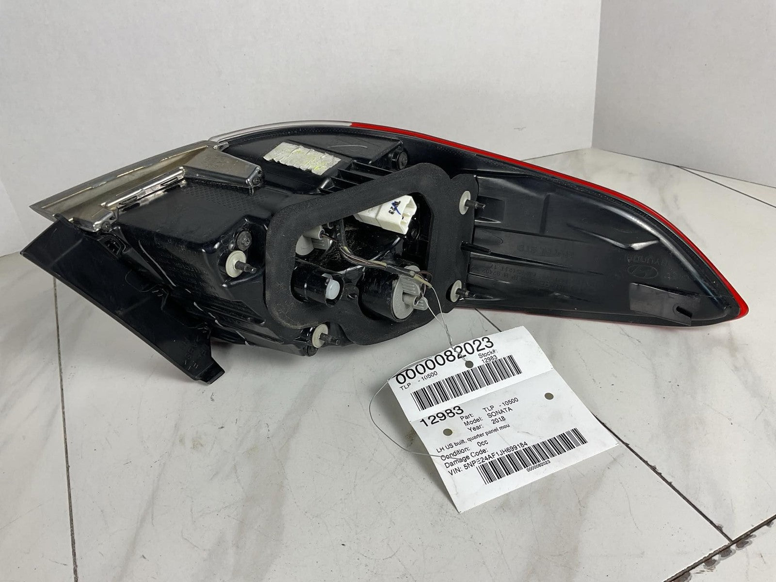 Tail Light Assembly HYUNDAI SONATA Left 18 195