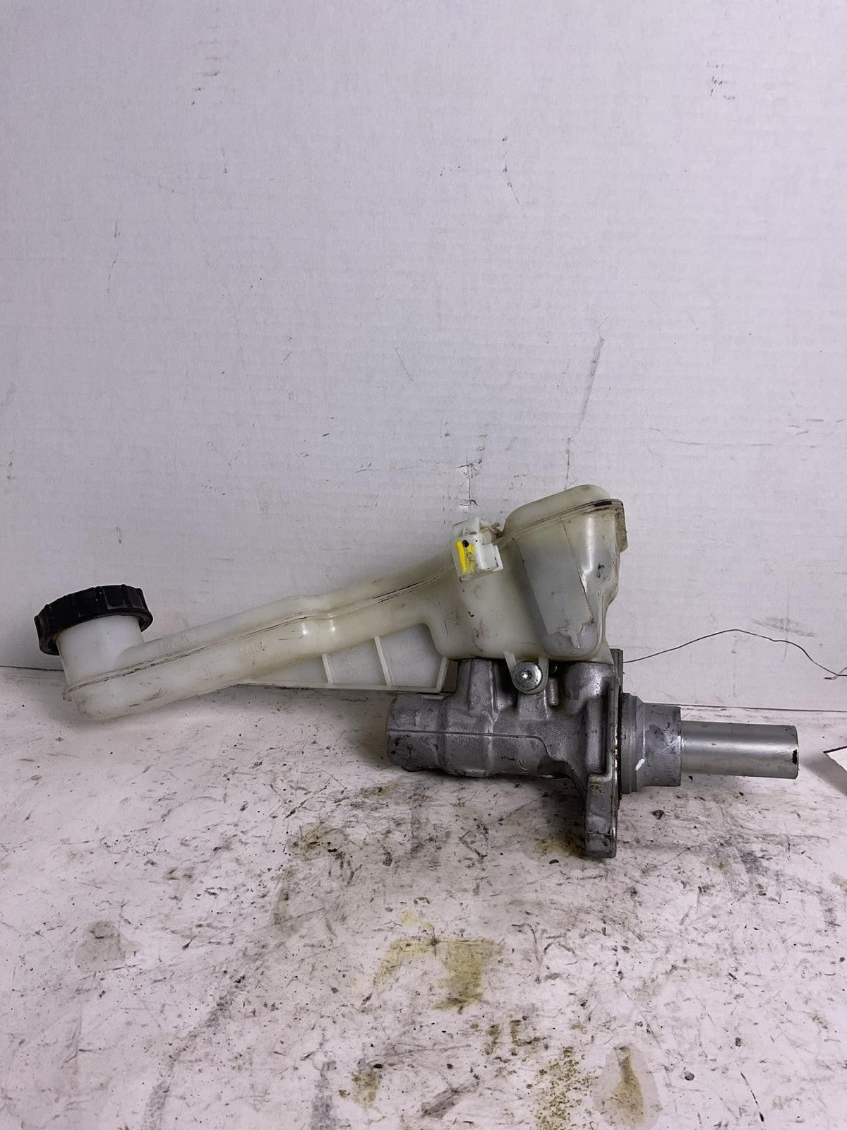 Master Cylinder FORD FUSION 13 14 15 160