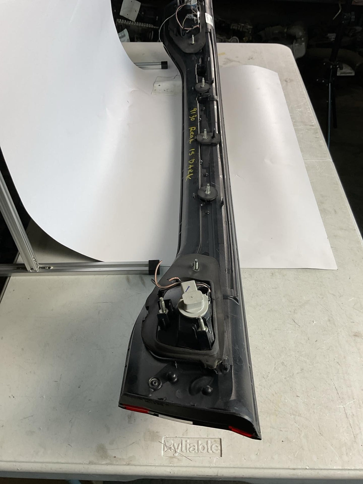 Right Passenger Side Tail Light Assembly for 2015 DODGE DART6