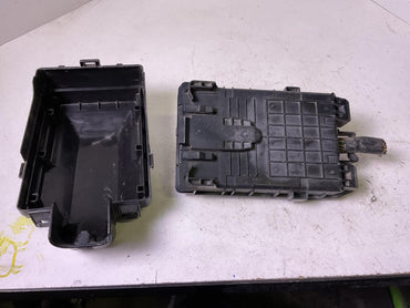 Engine Fuse Box INFINITI G35 07 081