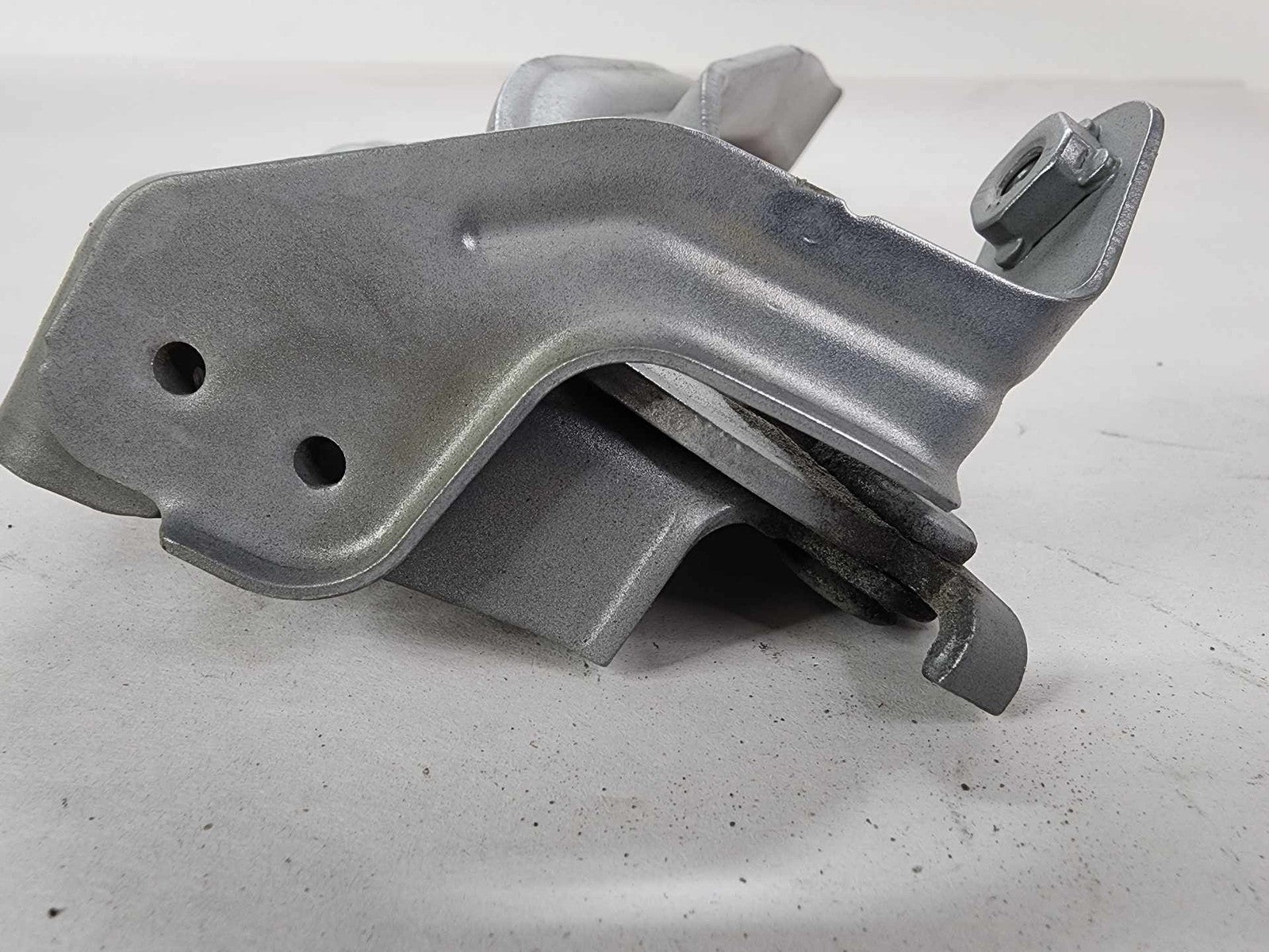 Hood Hinge TOYOTA TUNDRA Right 07 08 09 10 11 12 134