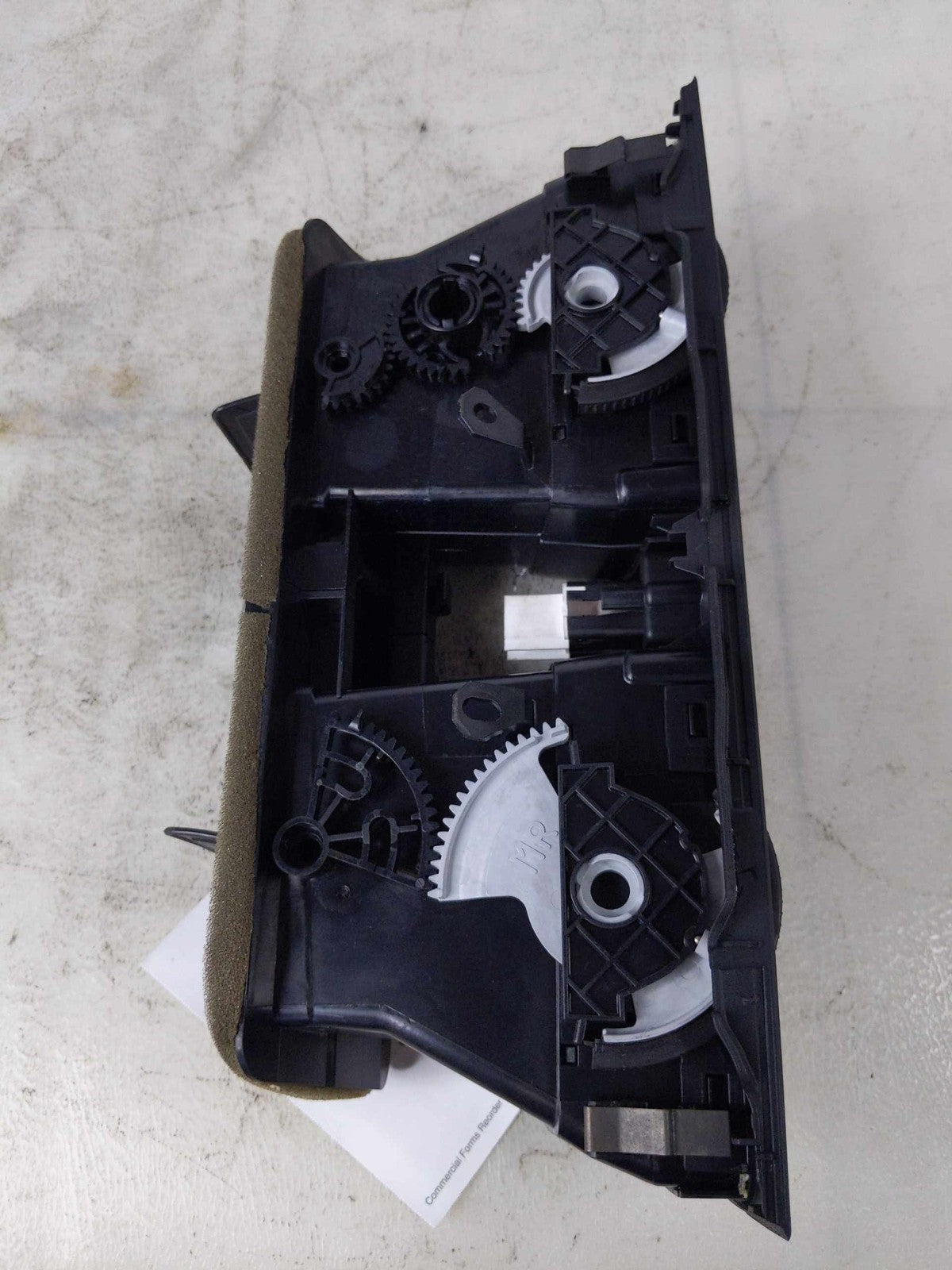 Air Cond./heater Vents GOLF EXCEPT GTI 123