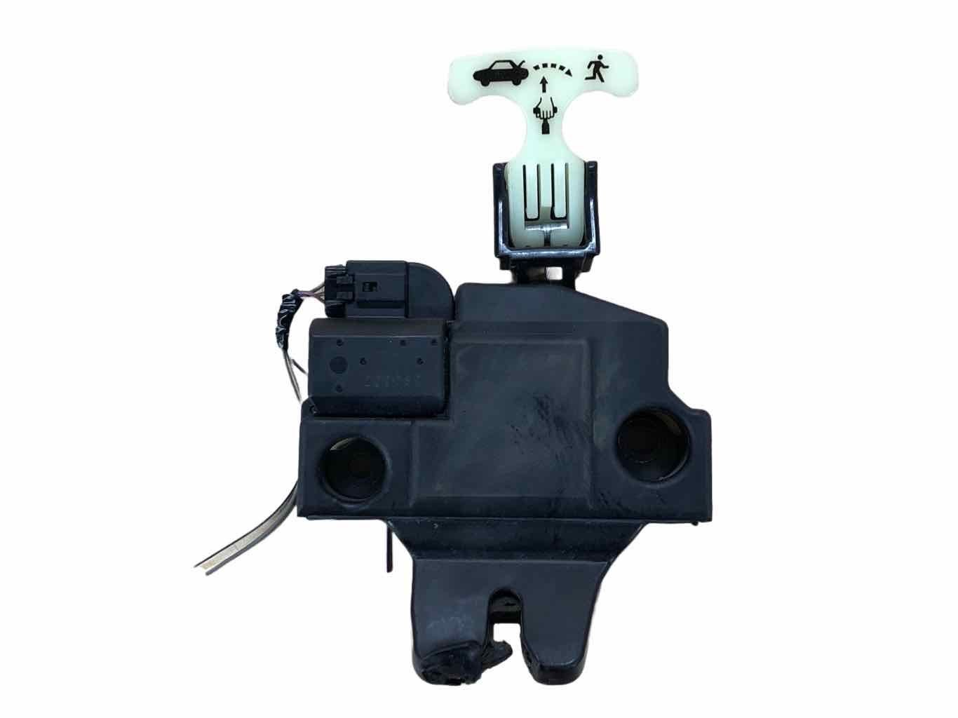 Lid Latch TOYOTA CAMRY 200