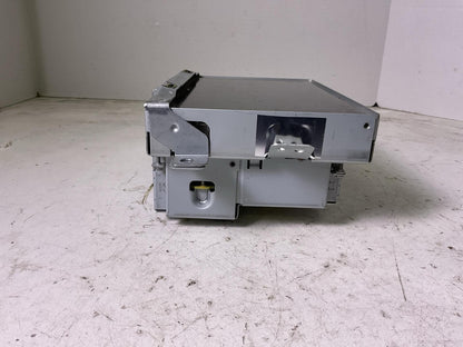 Audio & Visual Equip.(radio) JAGUAR XJ 153