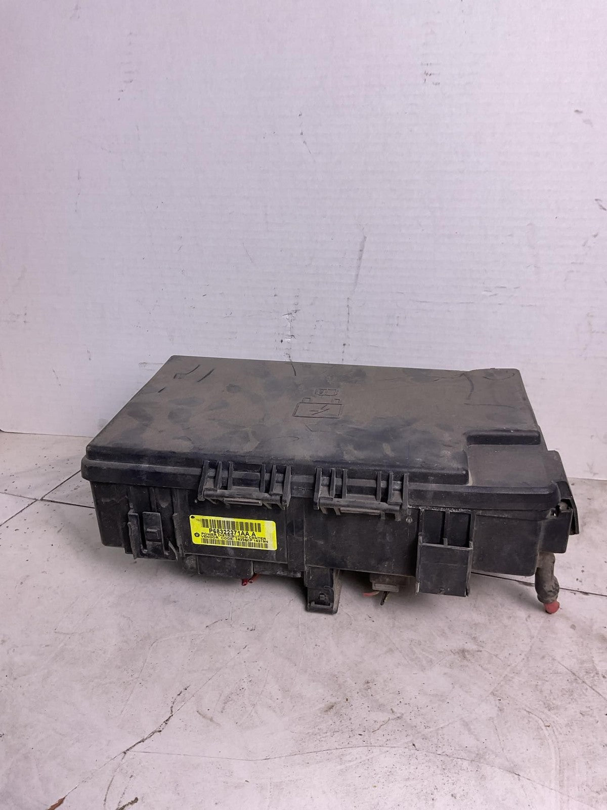 Engine Fuse Box DODGE PICKUP 1500 174