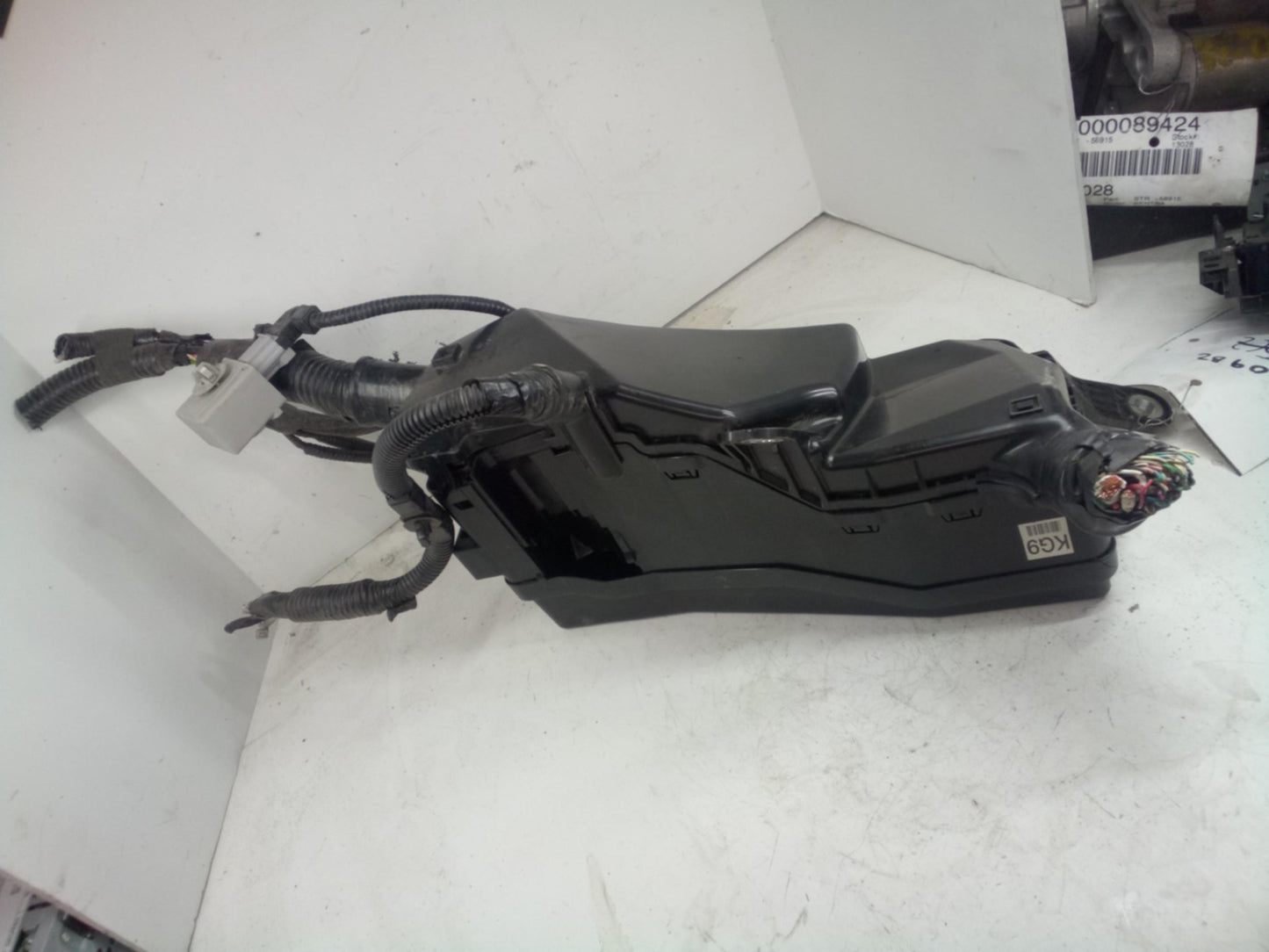 Engine Fuse Box TOYOTA CAMRY 18 19 20 21 22 23 2411