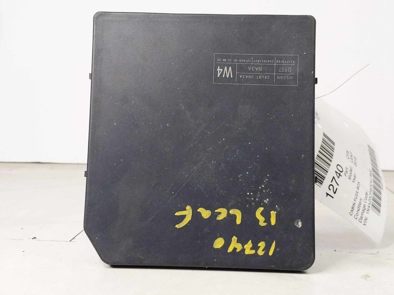 Cabin Fuse Box NISSAN LEAF 131