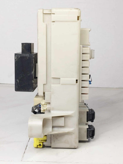 Cabin Fuse Box TOYOTA 4RUNNER 041