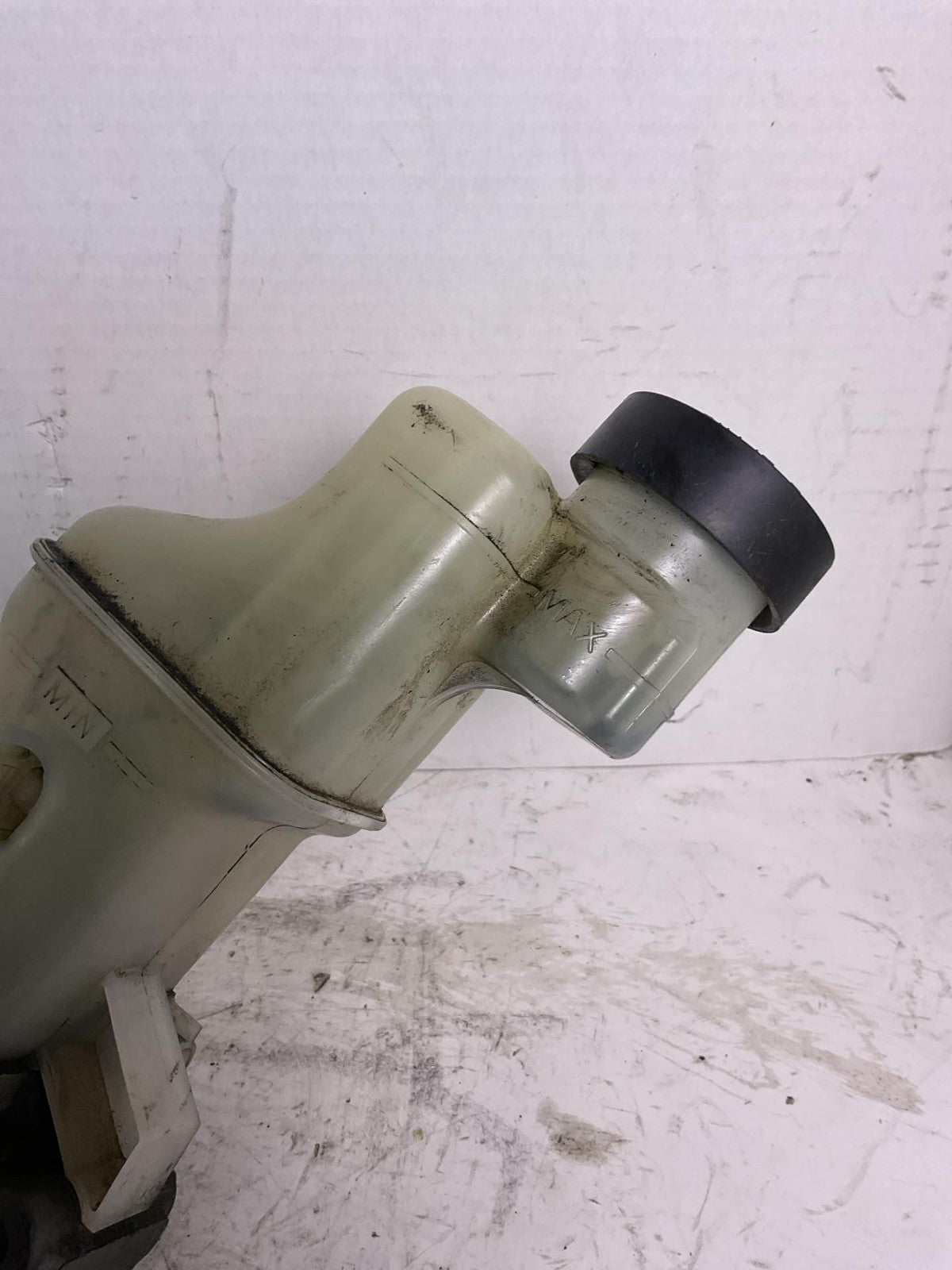 Master Cylinder TOYOTA HIGHLANDER 01 02 032