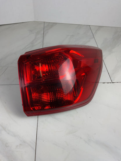 Tail Light Assembly NISSAN PATHFINDER Right 17 18 19 200
