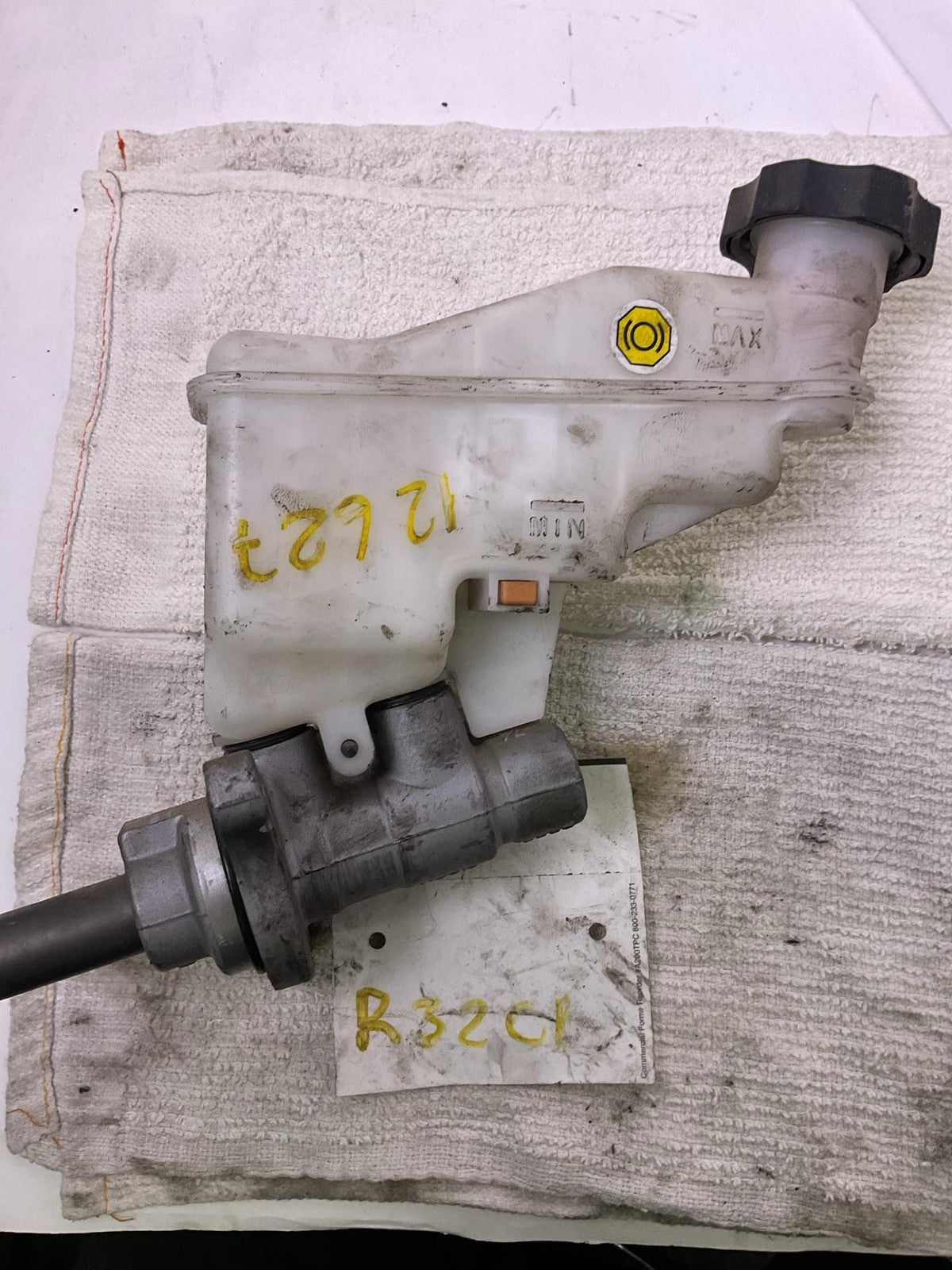 Master Cylinder KIA FORTE 14 15 16 17 181