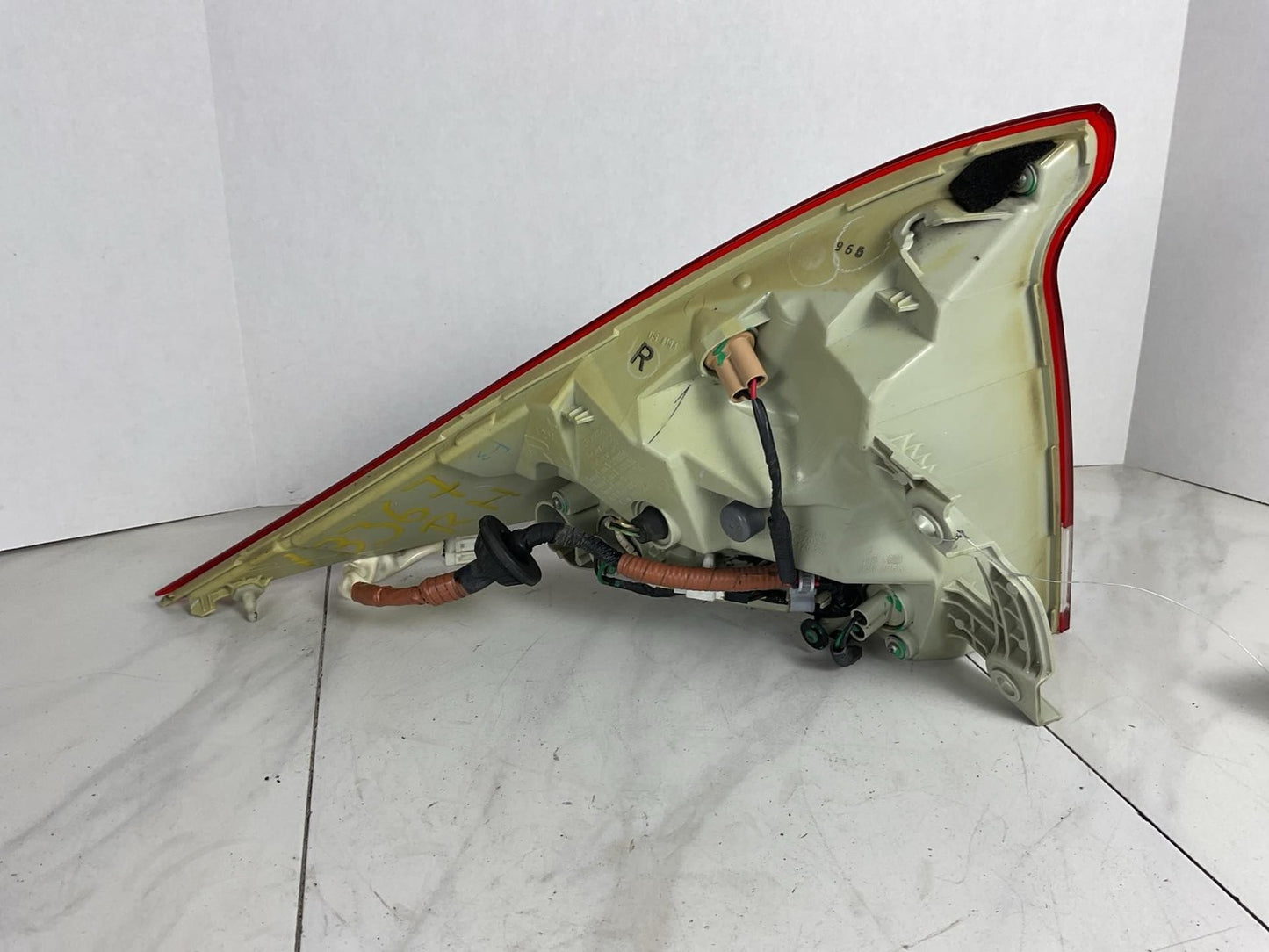 Tail Light Assembly HONDA INSIGHT Right 10 115