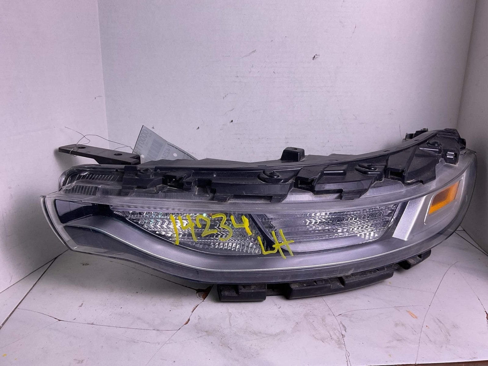 Headlamp Assembly KIA SOUL Left 20 21 220