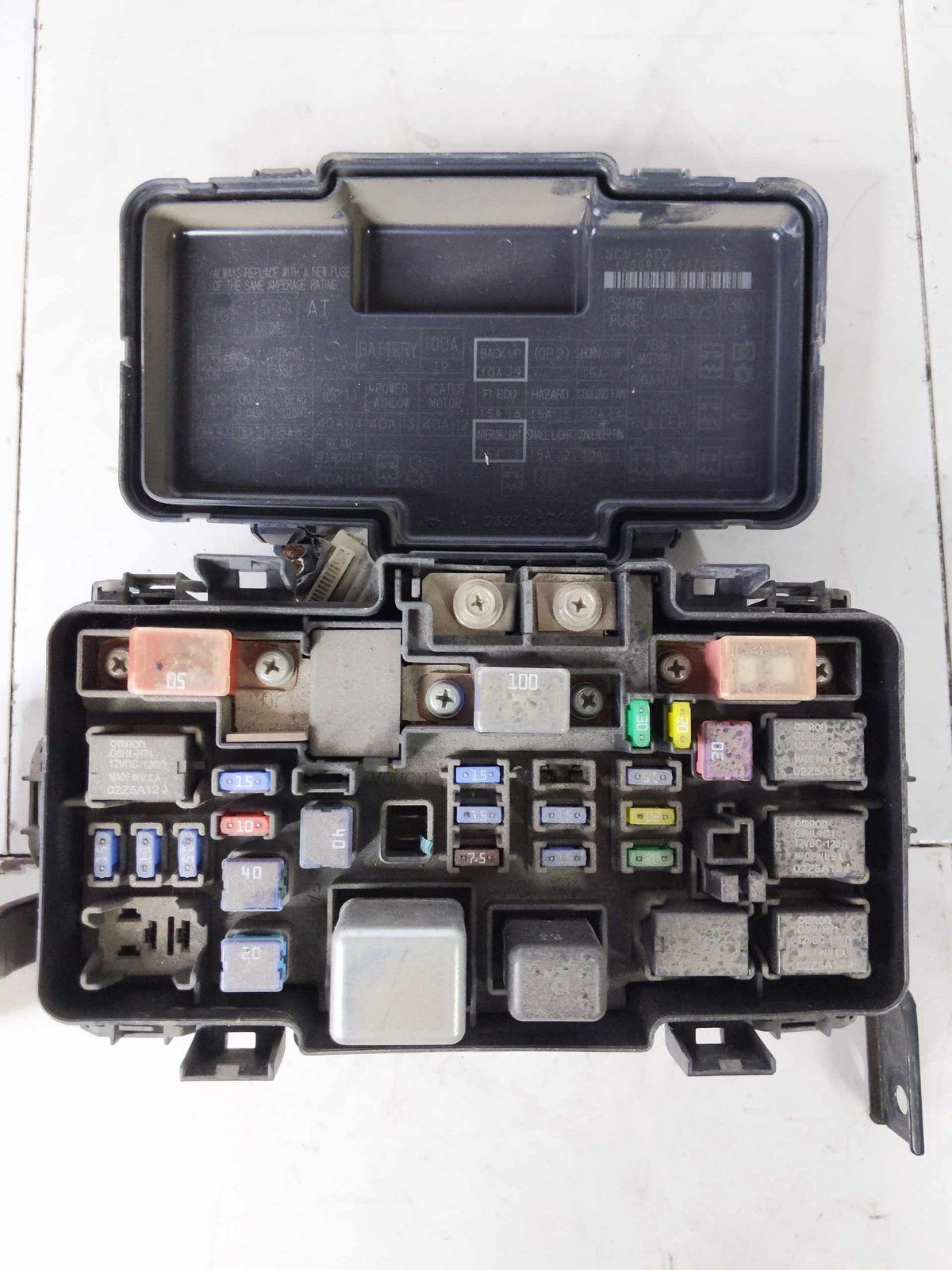 Engine Fuse Box HONDA ELEMENT 03 04 05 06 07 080