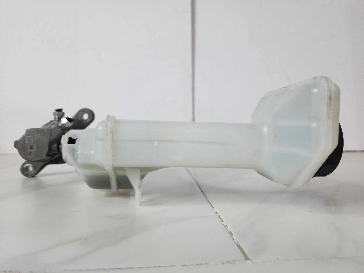 Master Cylinder NISSAN ROGUE SPORT 17 18 19 20 21 226