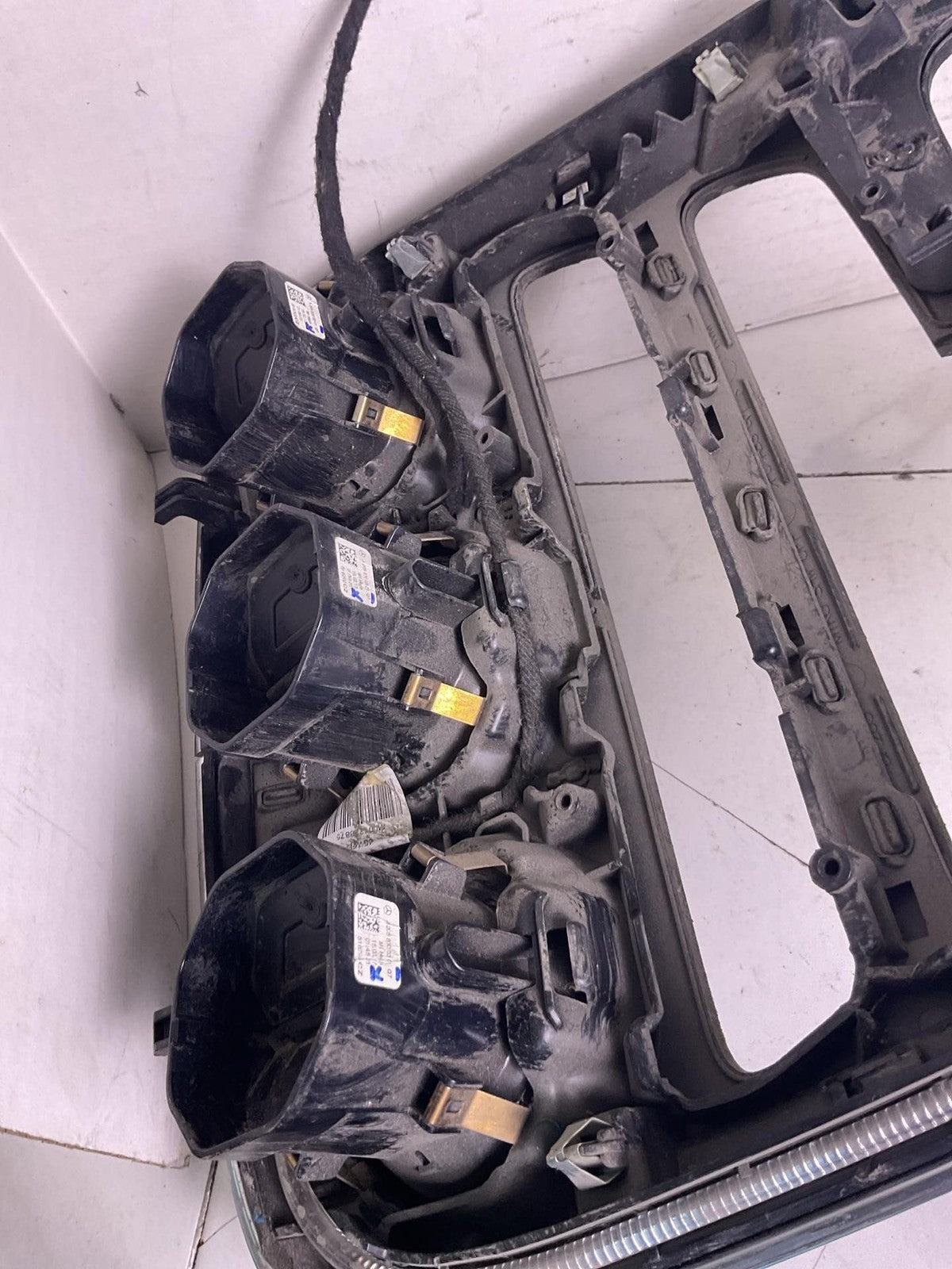 Front Console MERCEDES C-CLASS 17 183