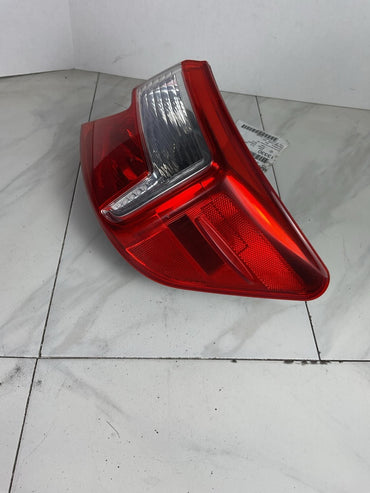 Tail Light Assembly TOYOTA CAMRY Right 12 13 141