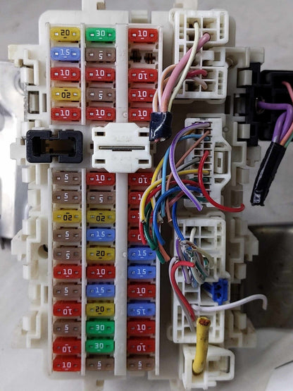 Cabin Fuse Box NISSAN ALTIMA 1915