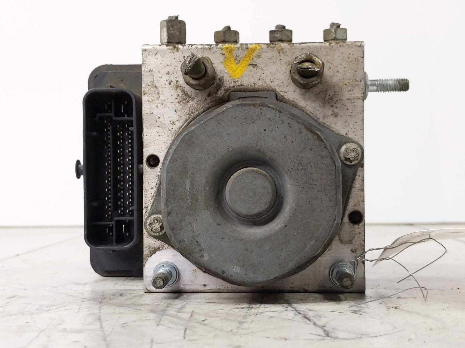 Anti-lock Brake Parts NISSAN VERSA 144